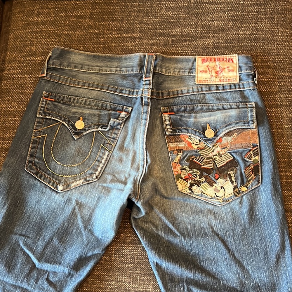 True Religion JOEY Rare Embroidered Samurai Pocket Mens Size 36 30 Inseam